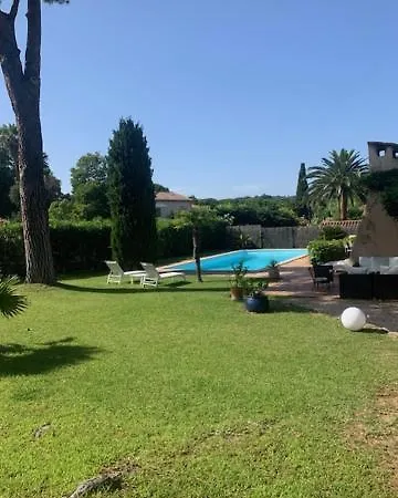 Charmante A 400m De La Des Salins 빌라