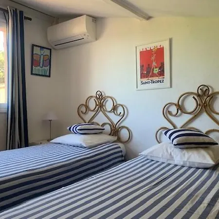 Charmante A 400m De La Des Salins 빌라 *