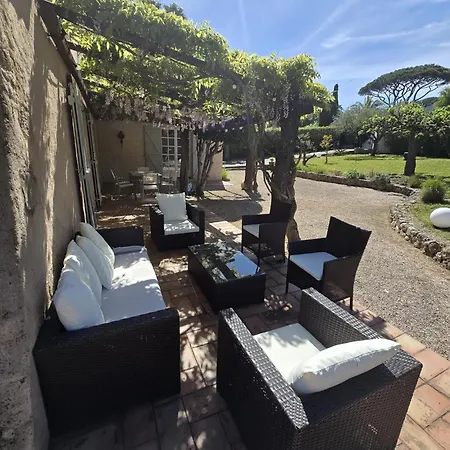 Charmante A 400m De La Des Salins Saint-Tropez